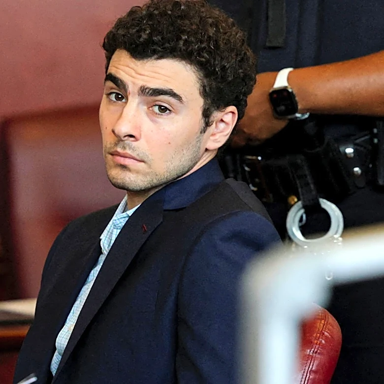 Luigi Mangione state murder trial postponed amid double jeopardy claim