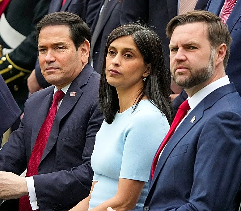 Early 2028 poll shows clear Democratic, GOP leaders