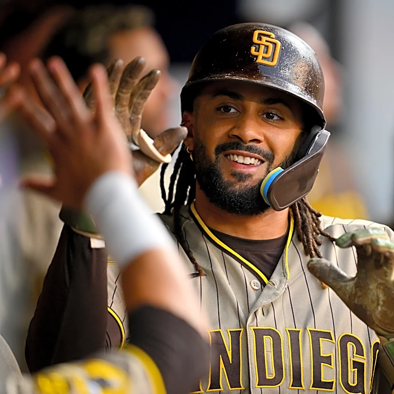 Padres' Fernando Tatis Jr. robs grand slam from Mets' Francisco Lindor
