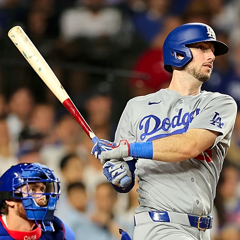 Dodgers' Kyle Tucker snaps hitless streak
