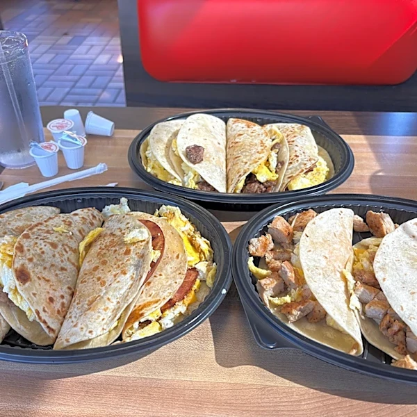 We gave the new Waffle House tacos a try. Here's what we thought