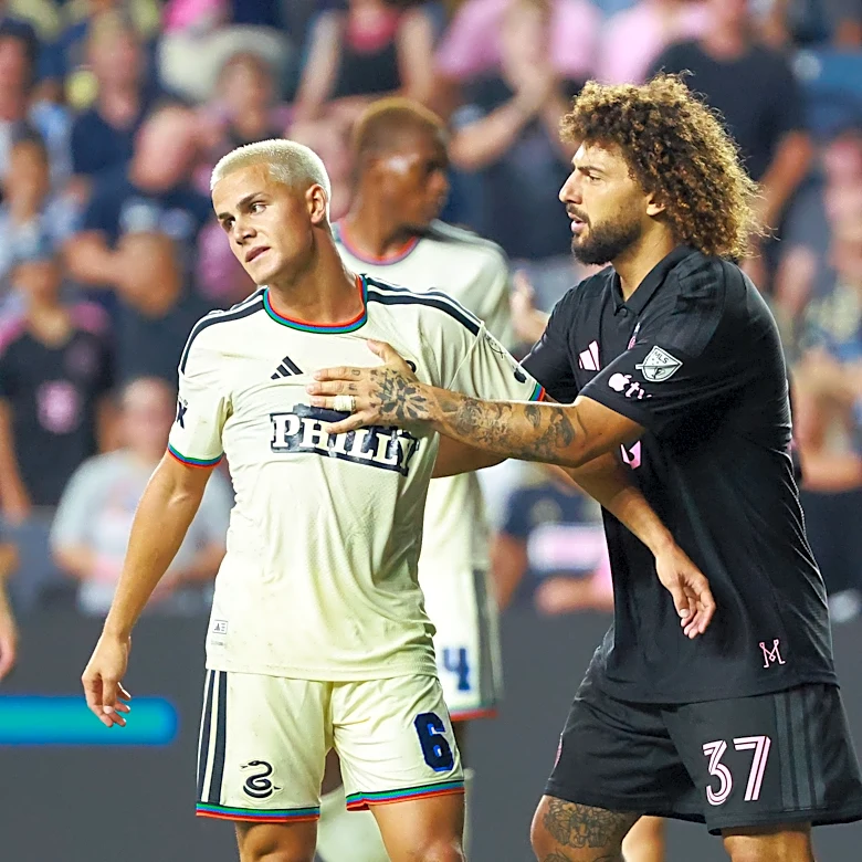 Late-game fight leads to first MLS red card for Cavan Sullivan