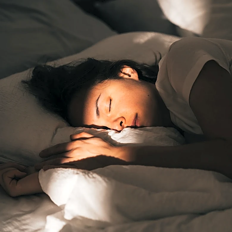 Oura ring doesn't accurately measure sleep quality, lawsuit says