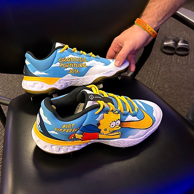 How Lisa Simpson designed Rays player Richie Palacios' Simpsons cleats for Players' Weekend