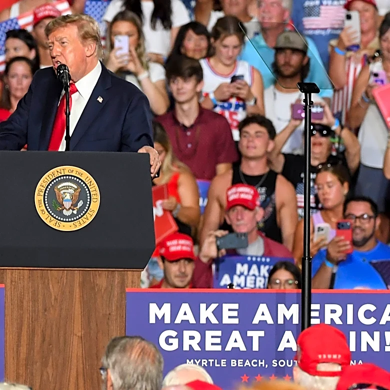 Trump calls Iran 'little detour,' and touts economy in South Carolina
