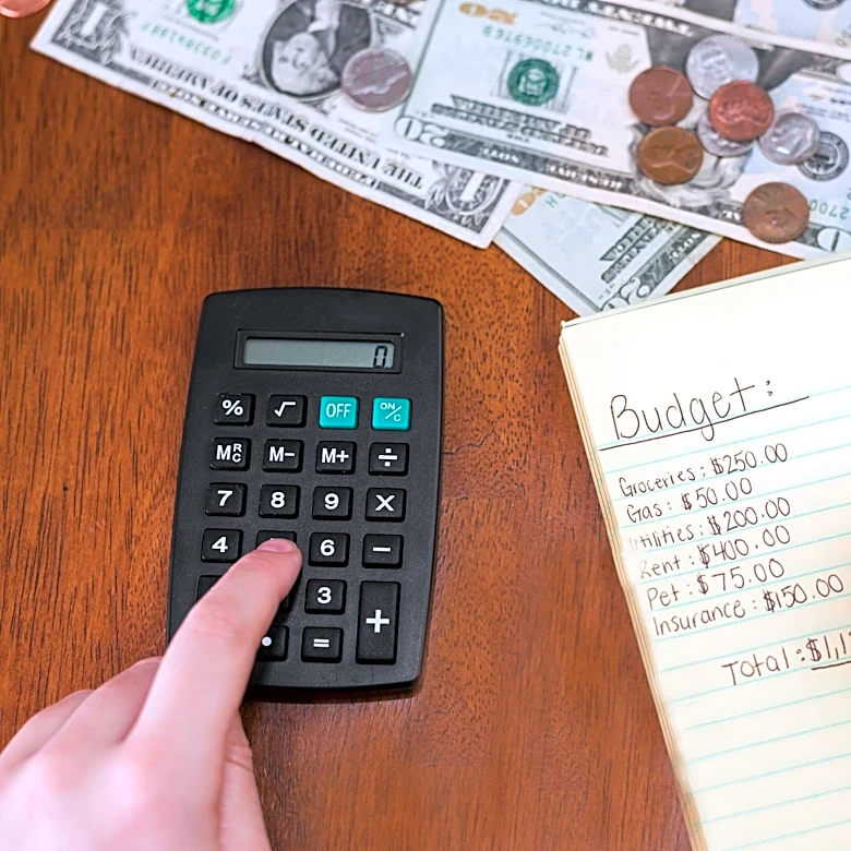 Average Pittsburgh income far below amount needed to live comfortably