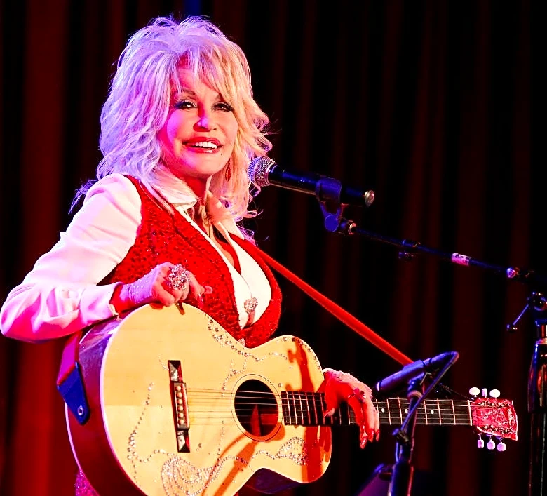 Finally something Dems and GOP agree on: Parton was an American legend