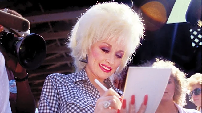 Muere Dolly Parton a los 80 años, ícono de la música country