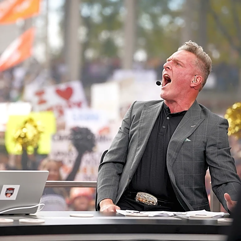 College football 'gifts': Nick Saban gets time machine, Lane Kiffin scores new team