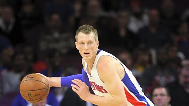 Kyle Singler takes aim at Mike Krzyzewski, asks for help in concerning videos