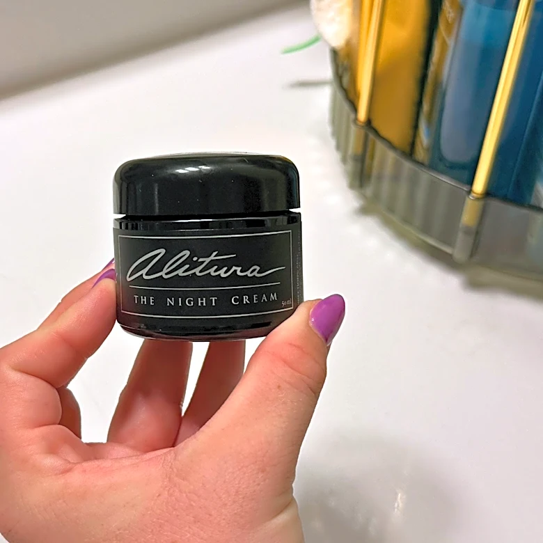Our editor tried this hydrating night cream and instantly fell in love