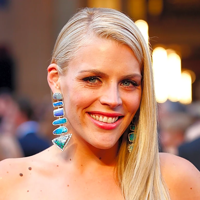 Busy Philipps found a rare tumor thanks to this full-body scan. Do you need one?