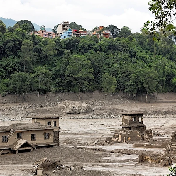 Videos show scope of devastating Nepal landslide