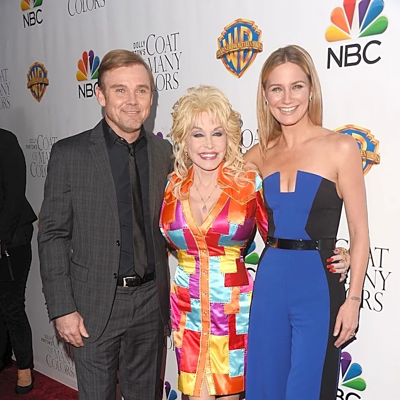 Dolly Parton tributes from Jeff Bezos, Ricky Schroder spark backlash