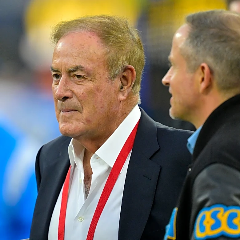 Al Michaels cracks Lake Ontario joke amid ongoing name controversy
