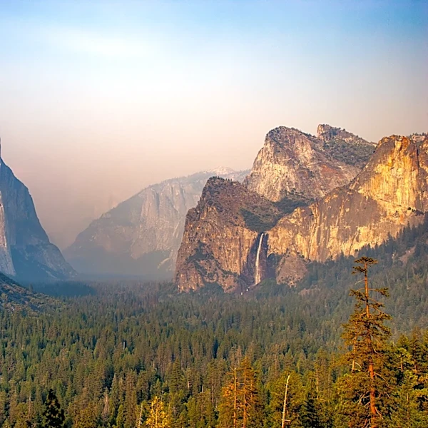 Trump Administration wants to give part of Yosemite to a developer