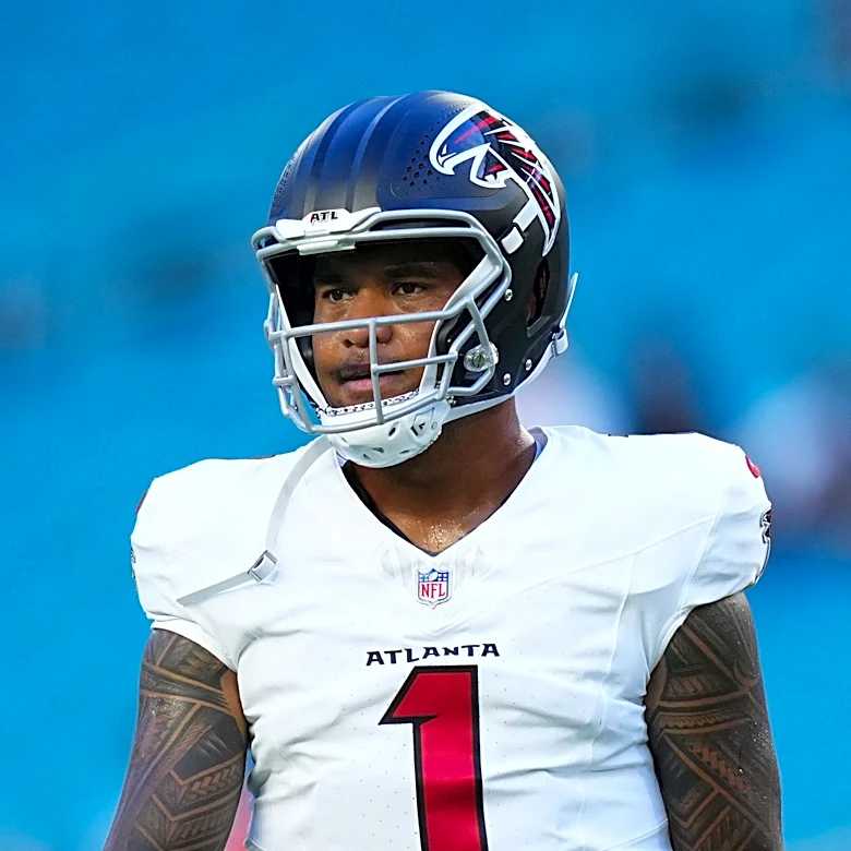 Former Dolphins QB Tua Tagovailoa greeted by boos in return to Miami