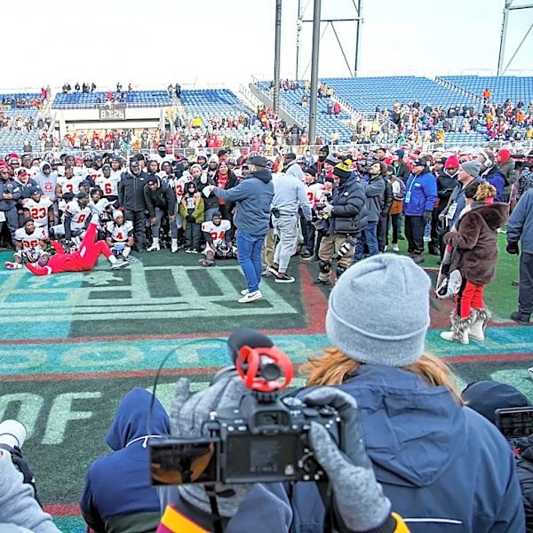 Ohio high school football powerhouse wins game day after theft accusations