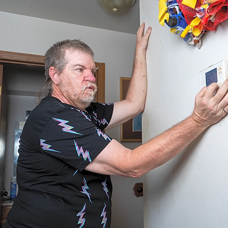 See where Americans prefer to set their AC, and what experts say