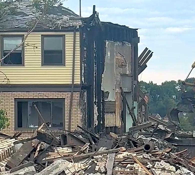 Mount Washington Church demolition begins, creates traffic disruptions