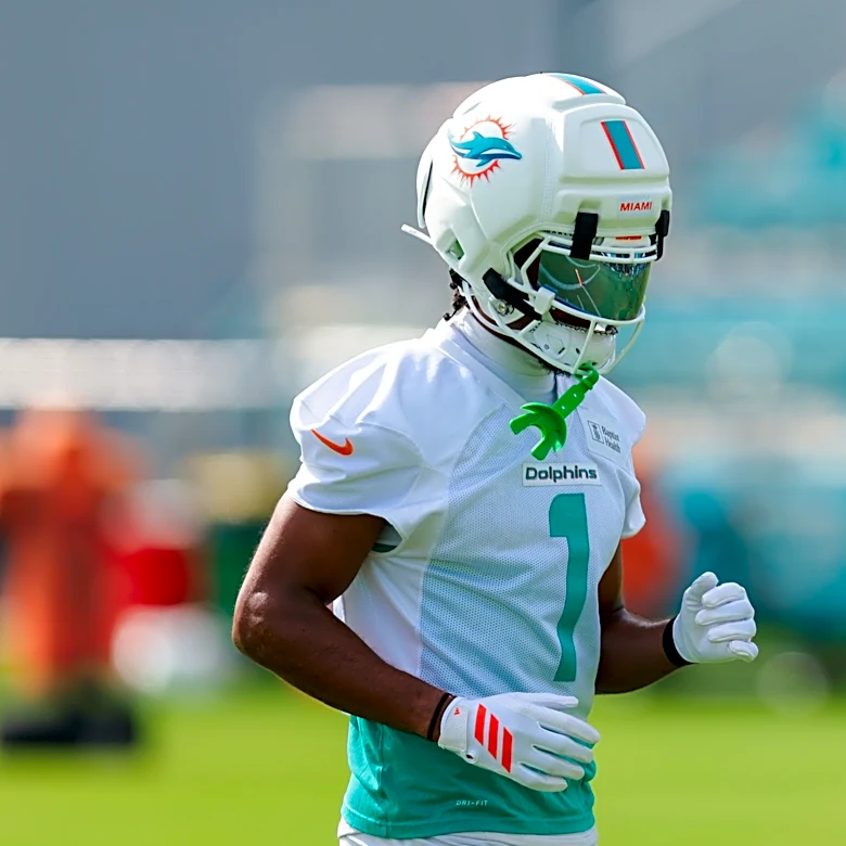 The Miami Dolphins season begins in Las Vegas, book your trip now