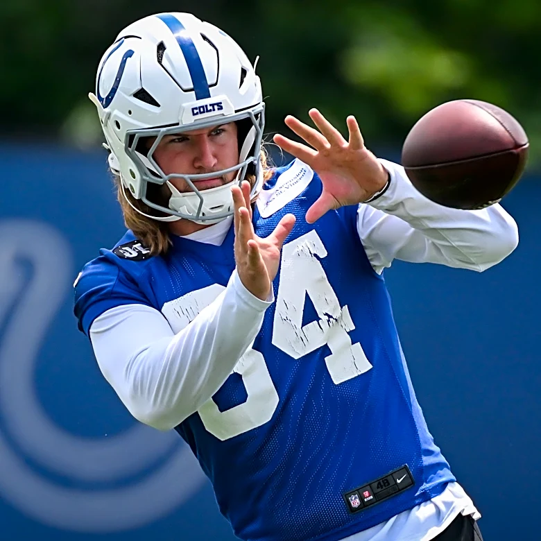 Indianapolis Colts TE Tyler Warren practicing Tuesday