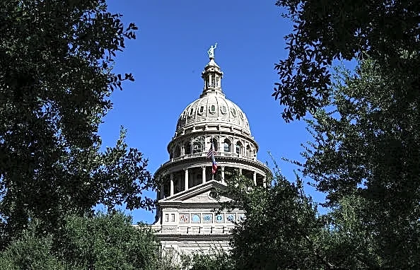 New Texas laws take effect Sept. 1. See rules on electronic repairs, gold