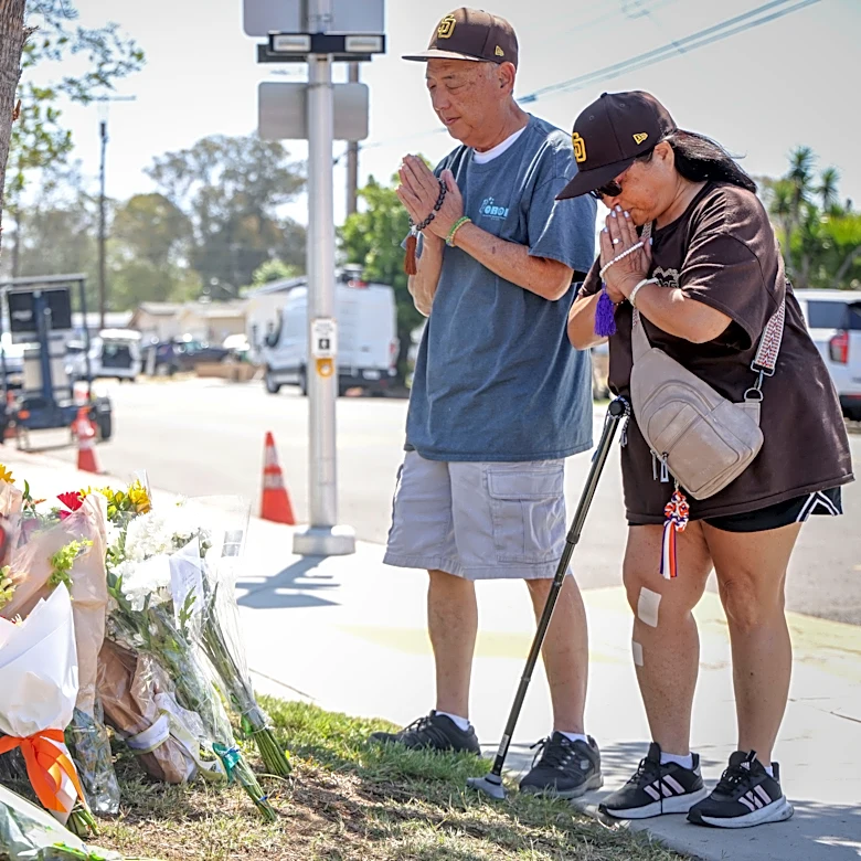 Mosque shooting suspect went missing from mental facility, suit claims