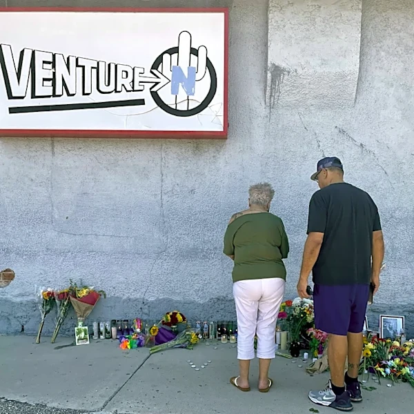 Deadly shooting outside Arizona gay bar investigated as hate crime
