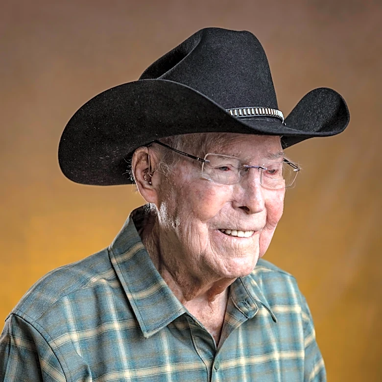Frankie Miller, known for country hit 'Blackland Farmer,' dies at 95