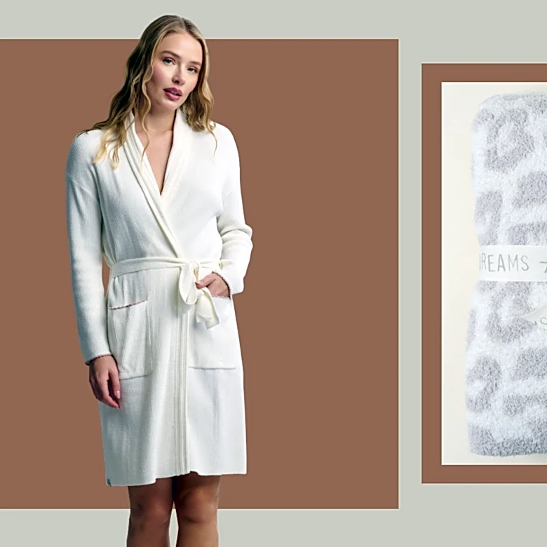 Hailey Bieber & I love gifting this Barefoot Dreams blanket—now $46 off