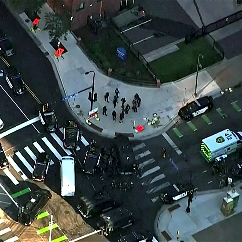 At least 1 dead, 6 injured in Minneapolis shooting, officials say