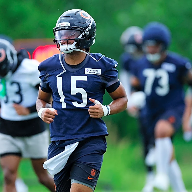 Rome Odunze leaves practice early Thursday