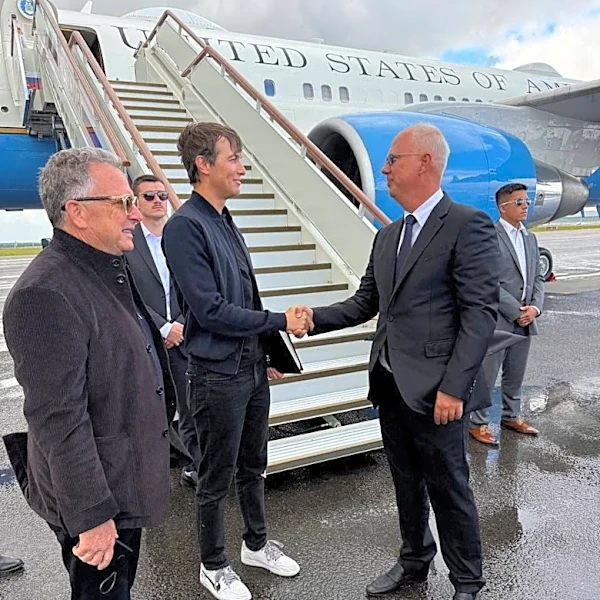 Trump’s envoys land in Moscow for Ukraine war talks with Putin