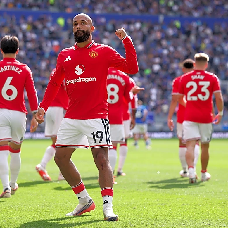 Manchester United forward Bryan Mbeumo opens scoring with fine solo goal at Everton