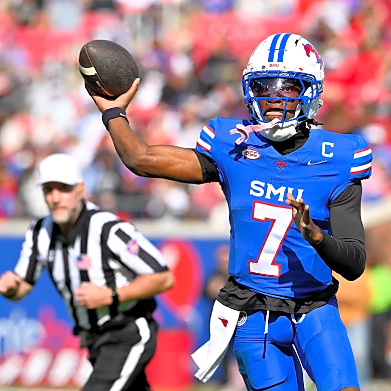 Are college football games on today? Time, TV, streaming for Week 1 Monday schedule