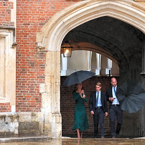 Prince George arrives at Eton with proud parents by his side. See the photos.