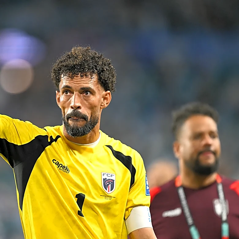 Vozinha earns Goalkeeper of the Year nomination at Ballon d'Or