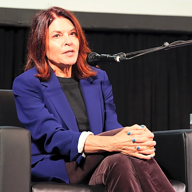 Rosanne Cash postpones shows after 'unexpected medical emergency'