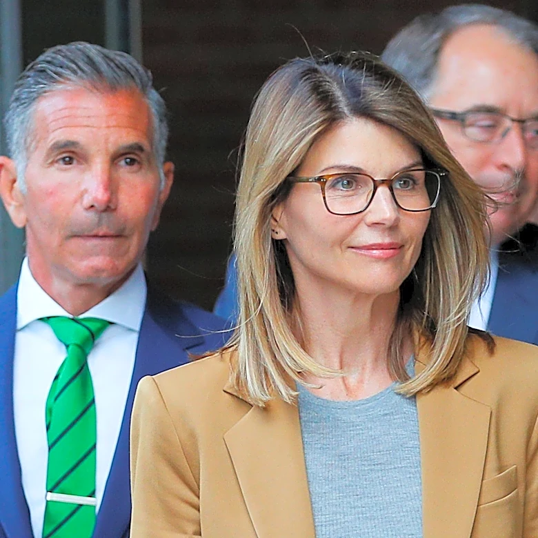 Lori Loughlin, husband Mossimo Giannulli to divorce after 30 years