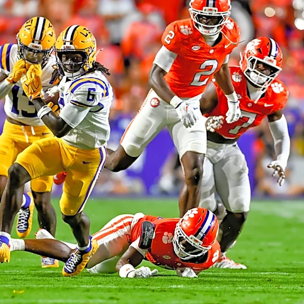College football bowl projections move LSU into CFP, drop Ole Miss ahead of Week 2