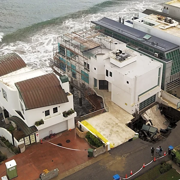 Huge sinkhole opens at Malibu home linked to Nicolas Cage – Reports