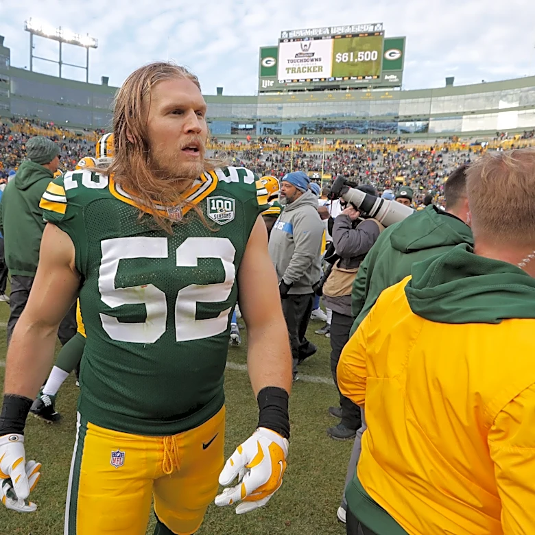 Clay Matthews' face went viral after crazy TMZ photos. Here's what's going on