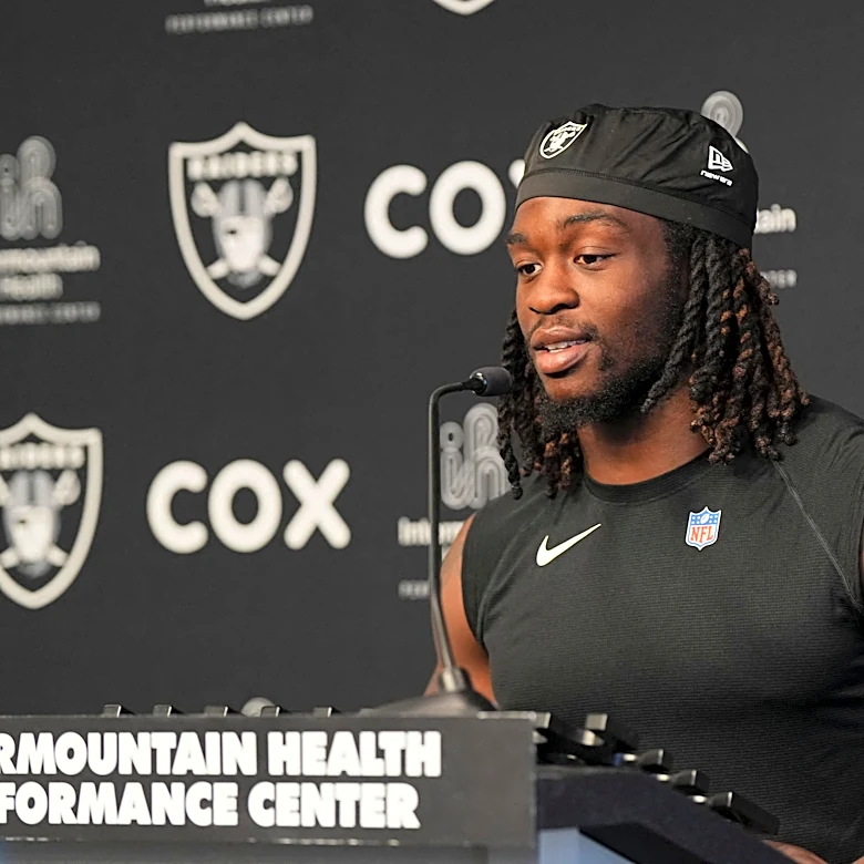 Ashton Jeanty will play in Week 1