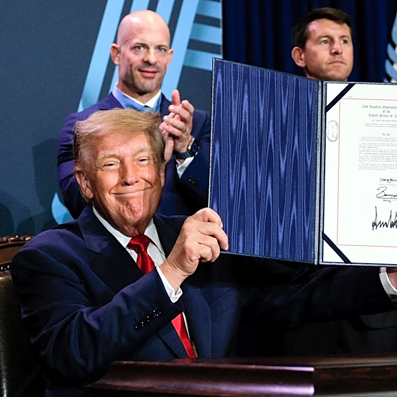 Trump signs bill establishing DC Medal of Honor monument