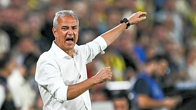 Fenerbahçe president says coach remains in charge even after resignation