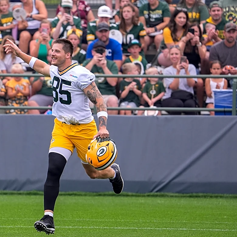 Packers tight end becomes highest paid in NFL with new contract