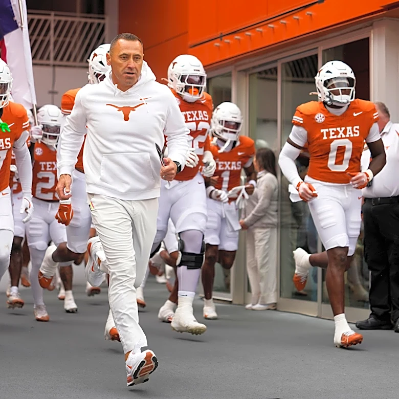 Steve Sarkisian blows off Holly Rowe interview after Texas comeback vs Ohio State