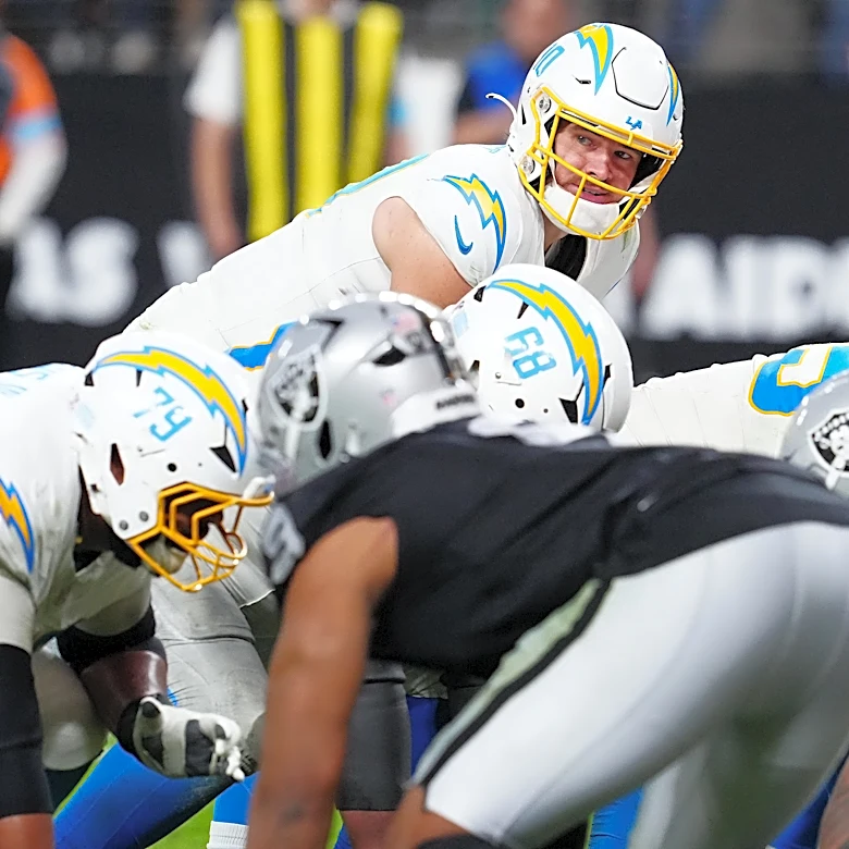 Cardinals at Chargers: Predictions, picks and odds for NFL Week 1 game