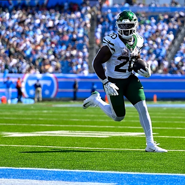 Breece Hall surpasses 100-yard mark in Week 1